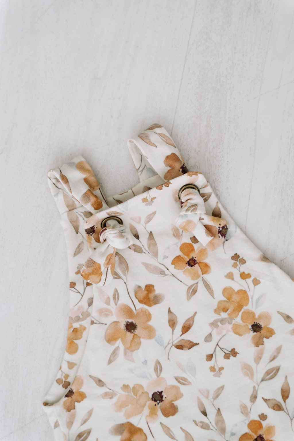 Printed Knotted Overall Shorties